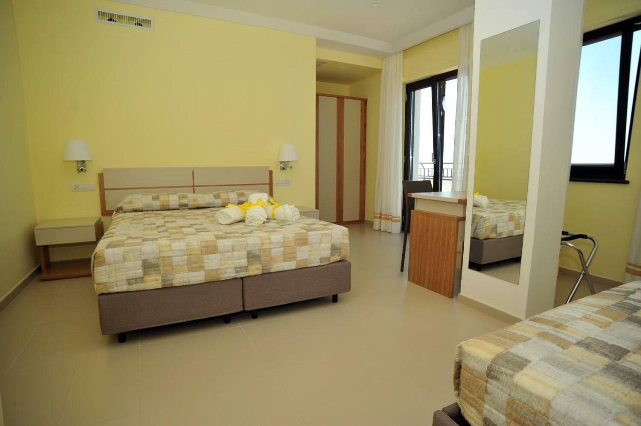 Bed & Breakfast Paradise 3*