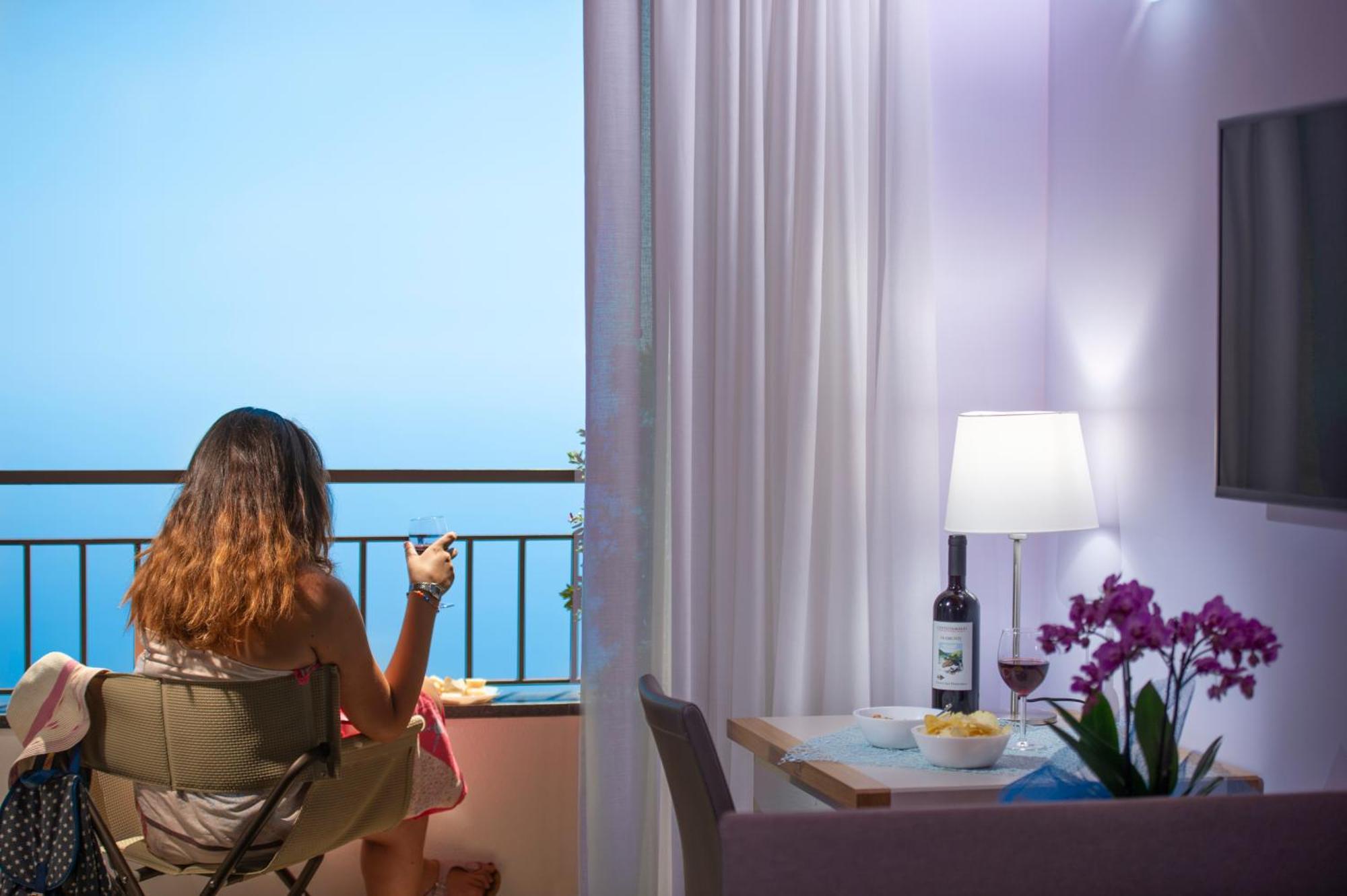 Paradise 3* Agerola