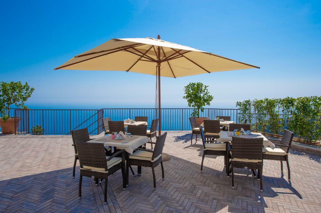 Bed & Breakfast Paradise 3*